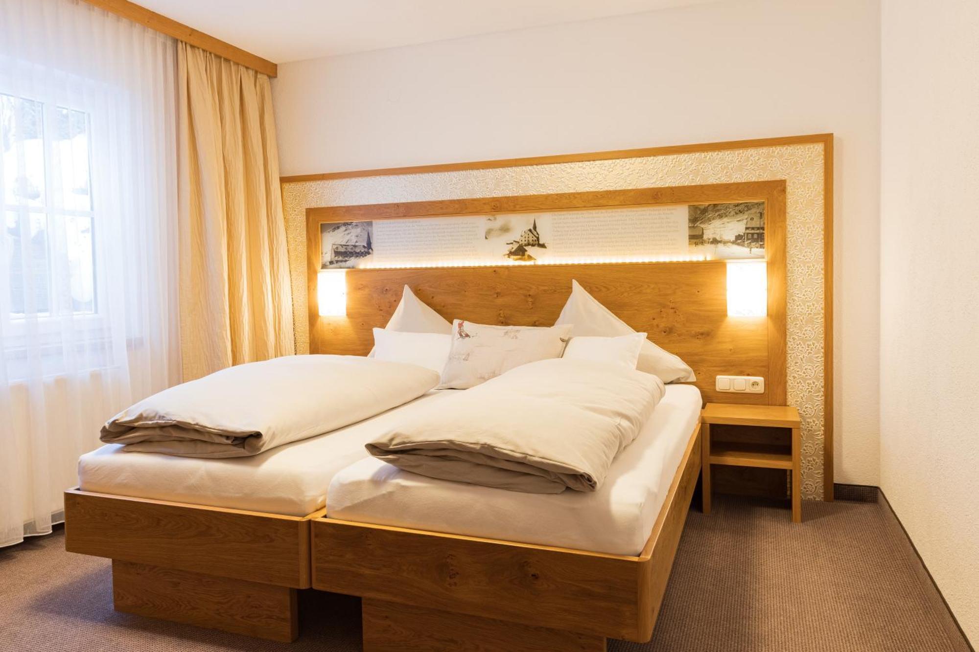 Arlen Lodge Hotel Inkl Premium Karte Im Sommer St Anton am Arlberg Eksteriør billede