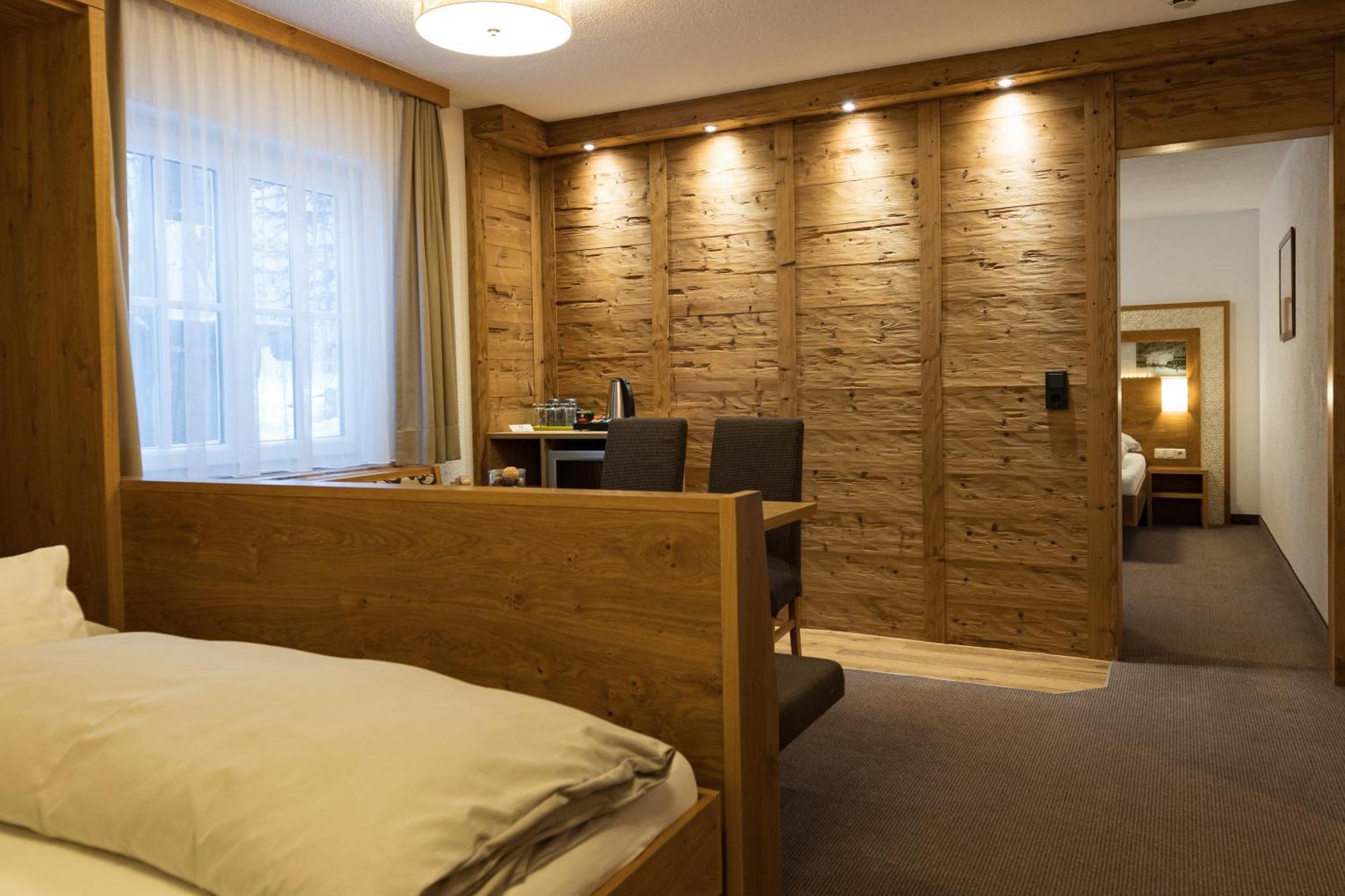 Arlen Lodge Hotel Inkl Premium Karte Im Sommer St Anton am Arlberg Eksteriør billede
